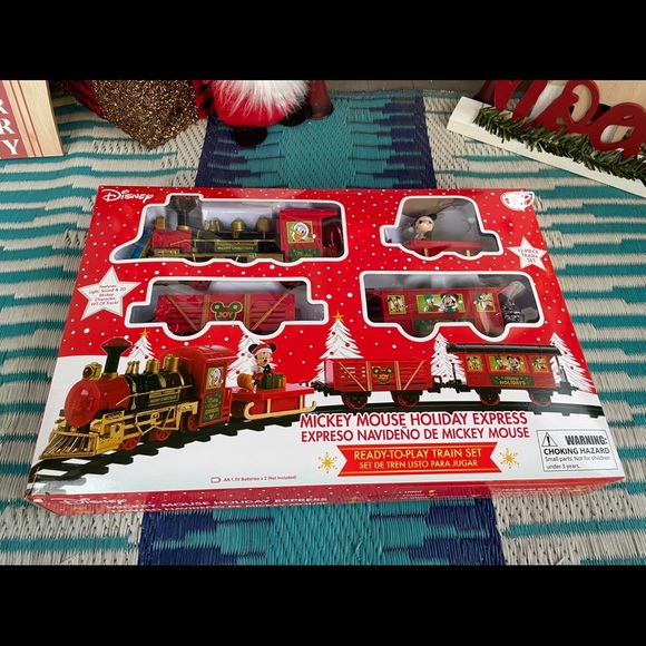 SOLDOUT RARE NIB DISNEY MICKEY MOUSE LIGHT UP MUSIC HOLIDAY EXPRESS TRAIN SET - Picture 3 of 8